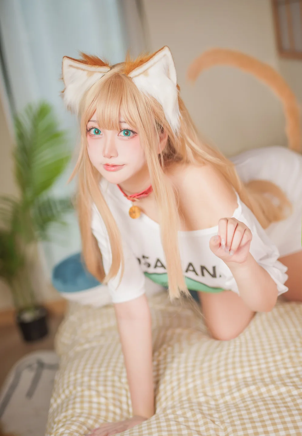 Halo_酱 - 黄豆粉 [18P] icoser.la (016).webp